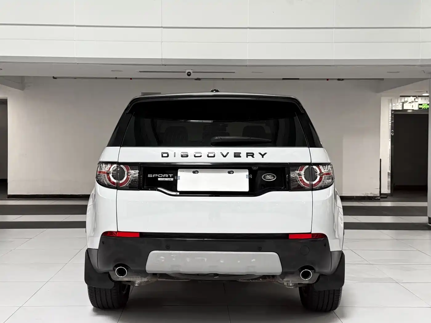 Land Rover Discovery Sport 2016 2.0T HSE фото 13