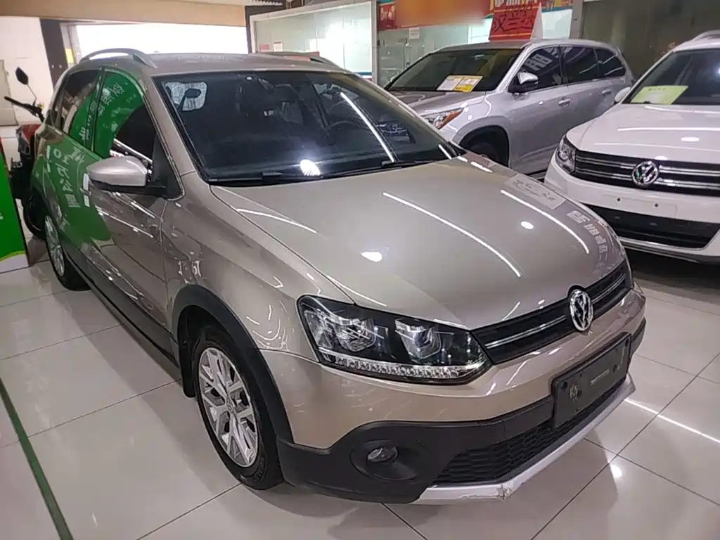 Фото 4 - Volkswagen Polo