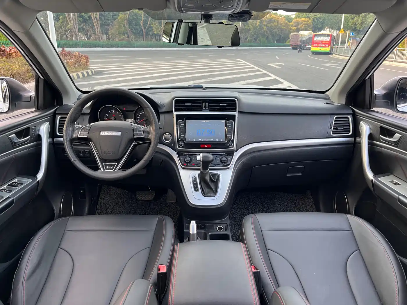 Haval M6 2019 1.5T DCT 2WD Value Edition (China VI) фото 7
