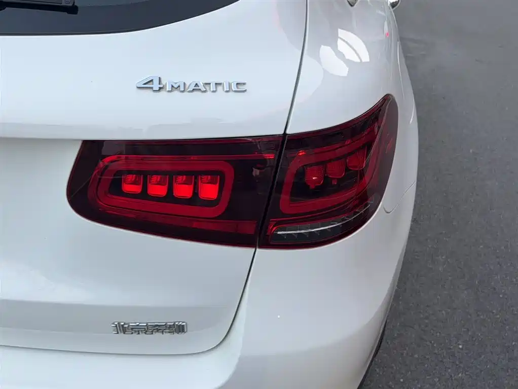 Mercedes-Benz GLC 2020 Facelift GLC 260 L 4MATIC Luxury фото 25