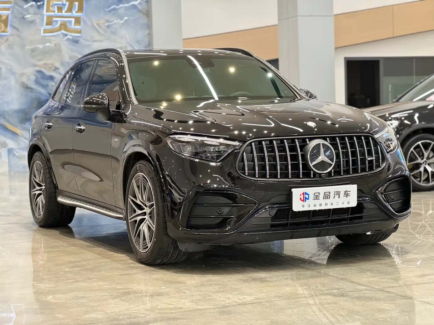 MERCEDES-BENZ GLC AMG
