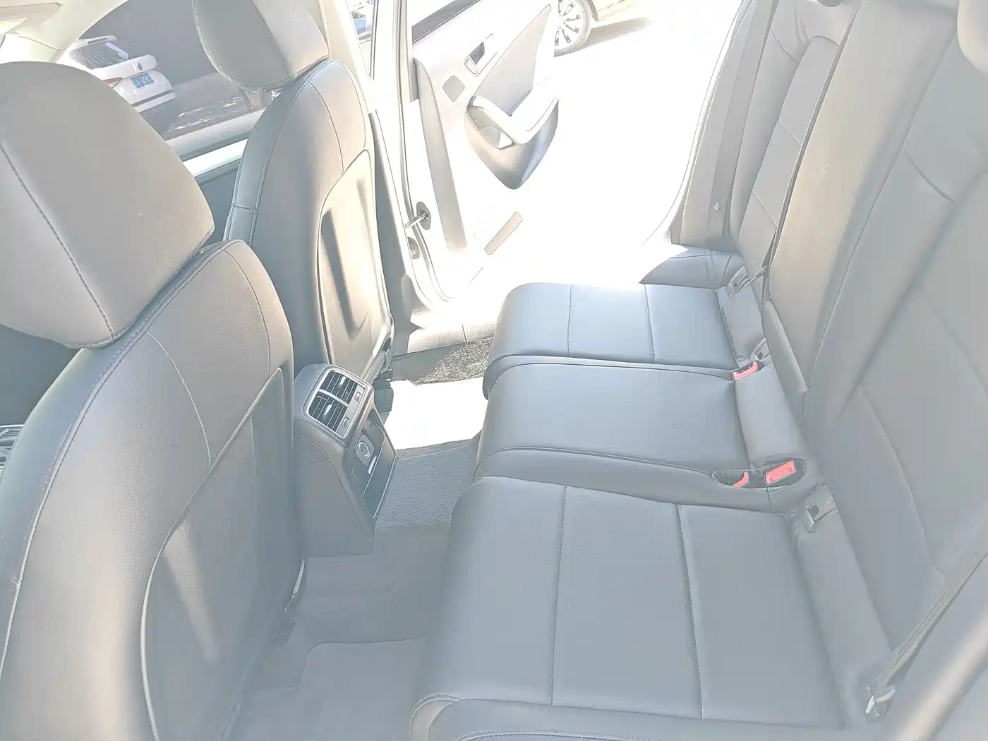Audi A4L 2015 35 TFSI Auto Standard фото 6