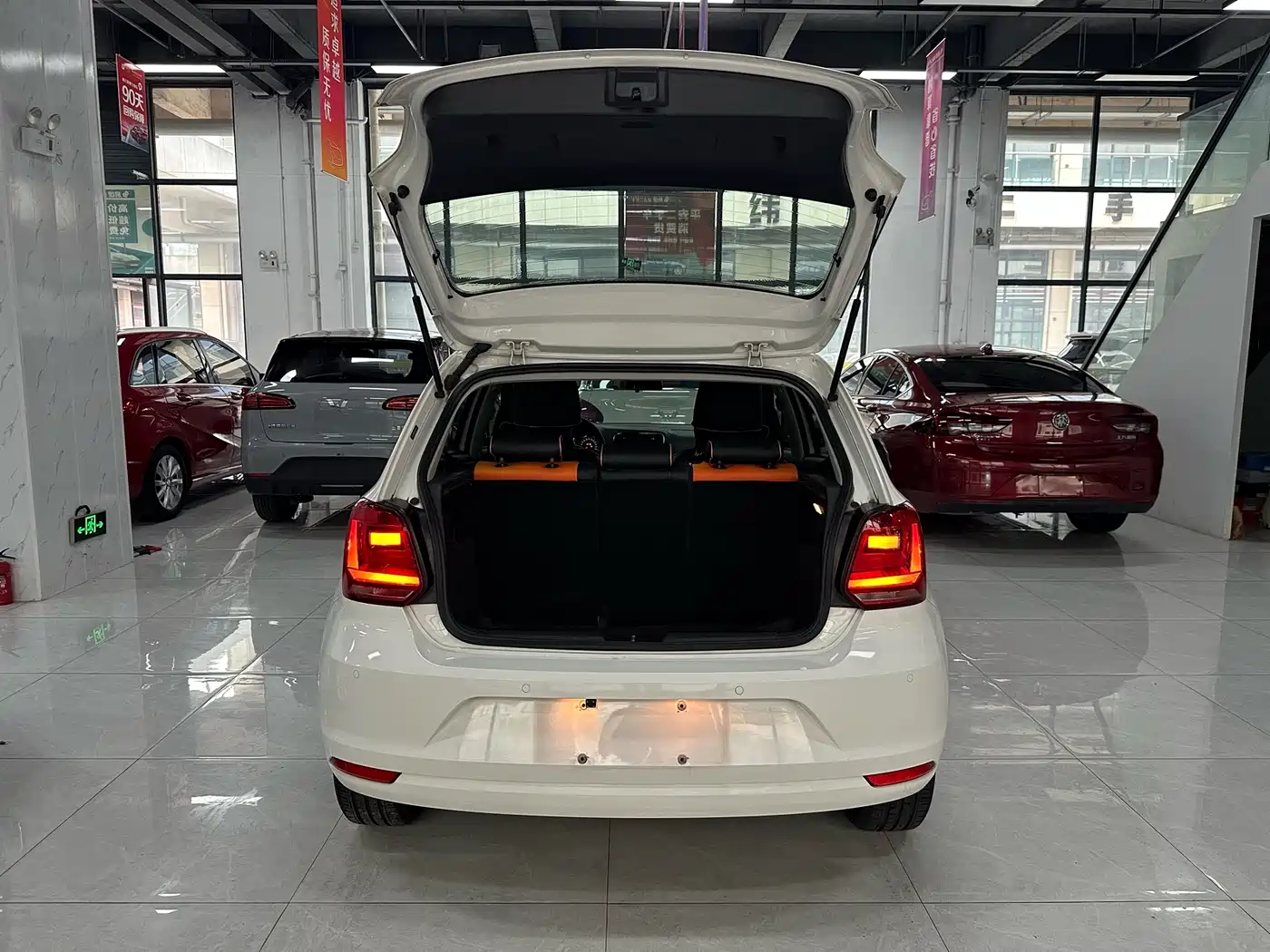 Volkswagen Polo 2018 1.5L Auto Comfort фото 10