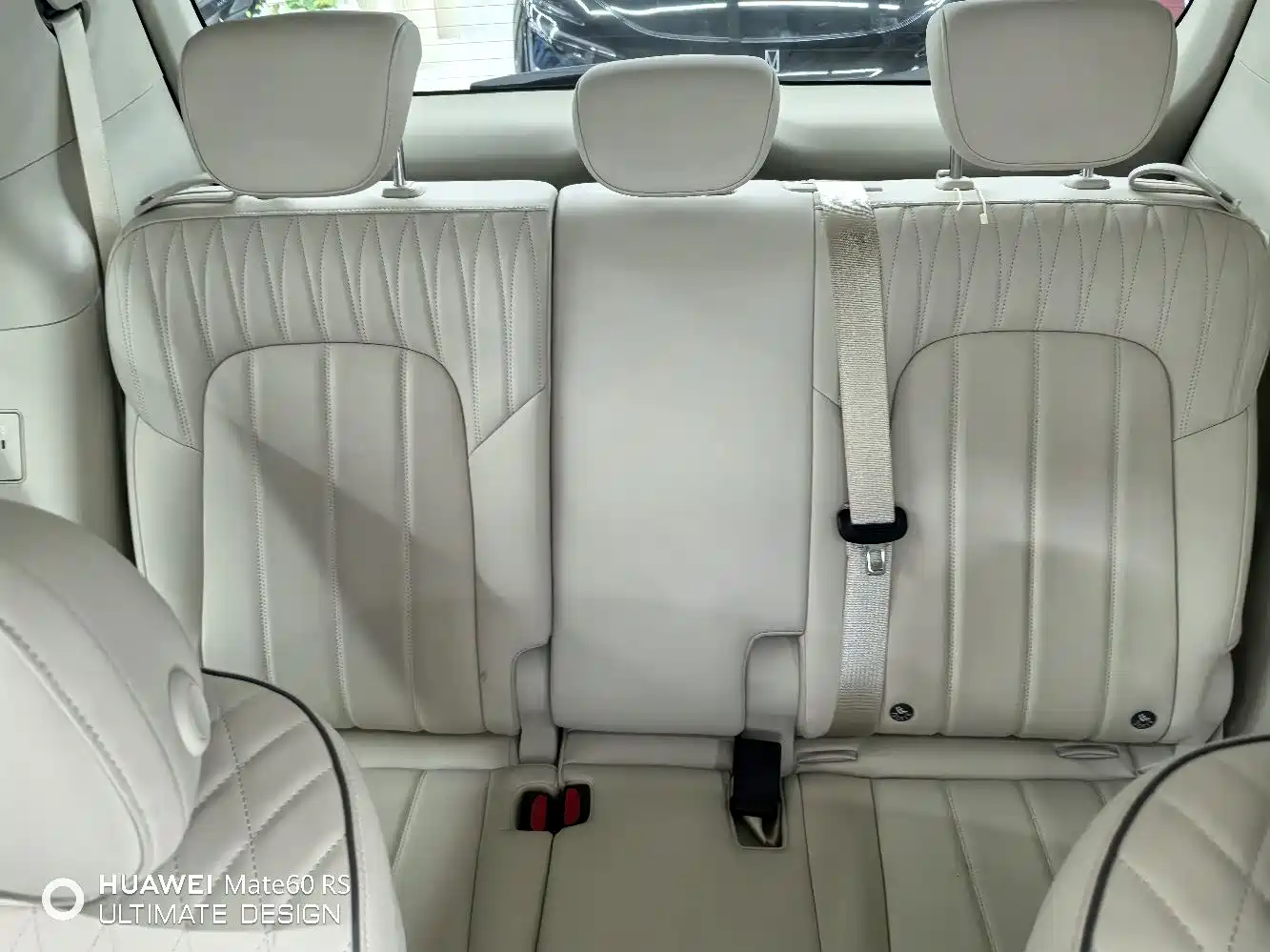 Voyah Auto Voyah Dreamer 2025 PHEV AWD Flagship Kunpeng Edition фото 16
