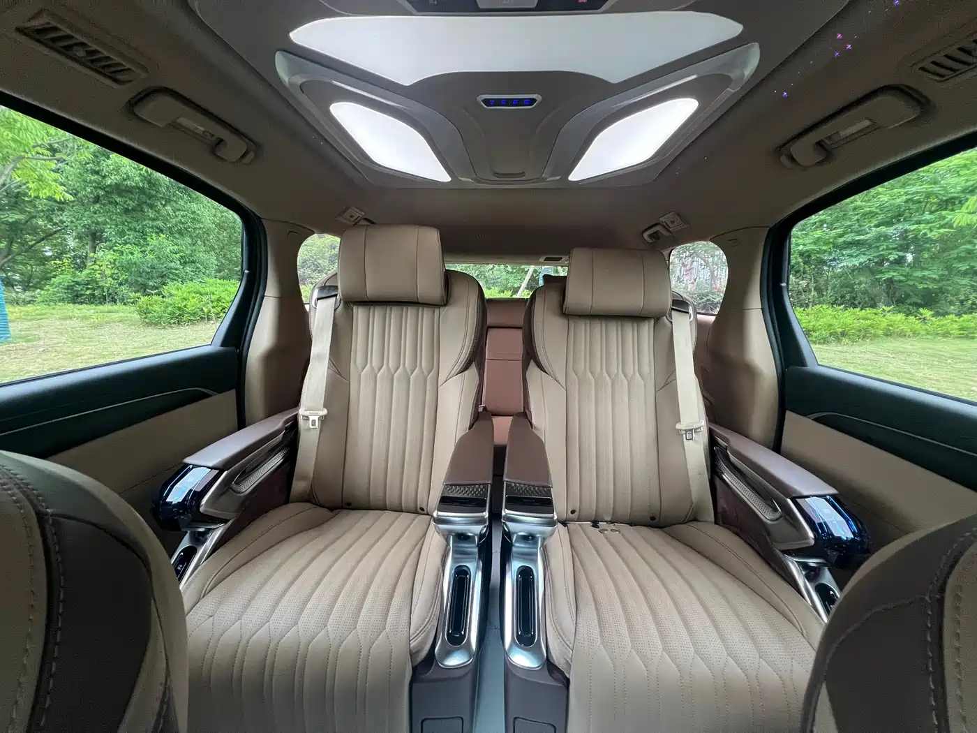 Buick GL8 2020 Model ES Landglory 653T Premium фото 8