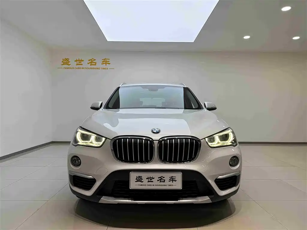 BMW X1 2019 sDrive18Li Premium Model фото 2