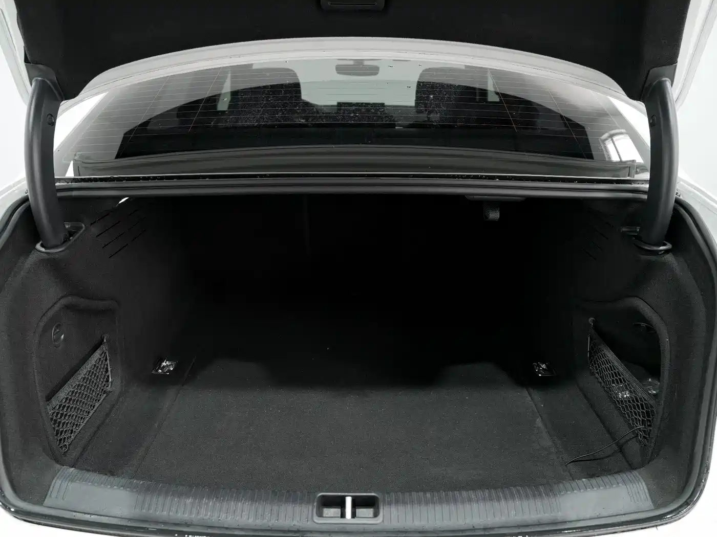 Audi A4L 2020 40 TFSI quattro Luxury Dynamic фото 17