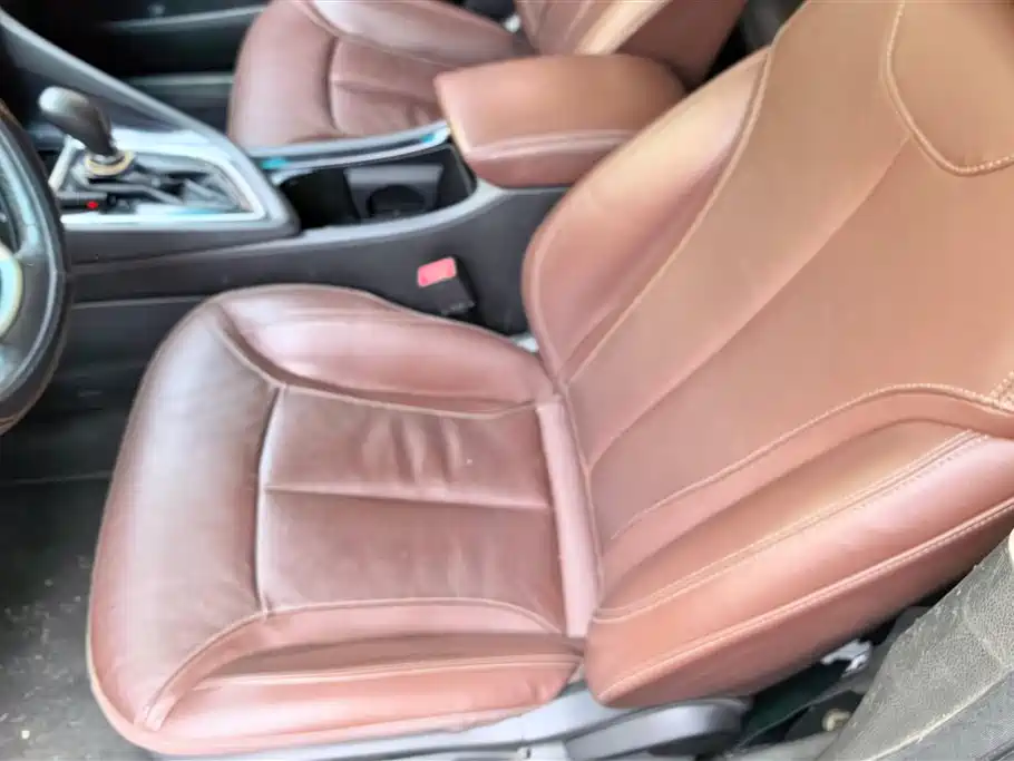 Buick GL6 2018 18T 6-Seater Luxury фото 9