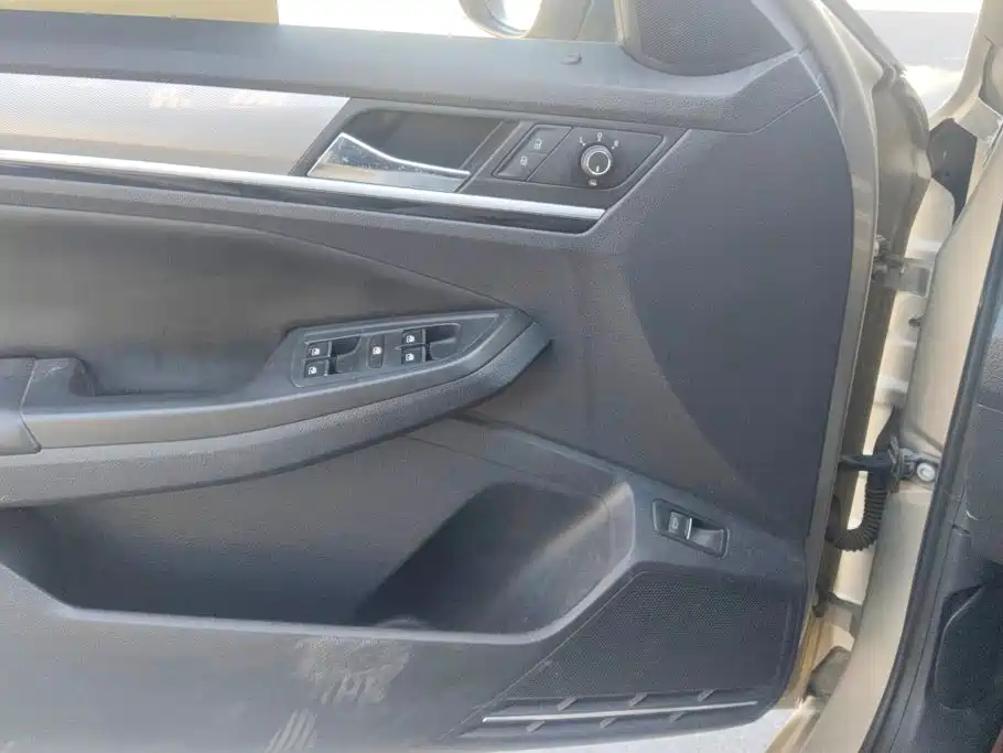 Photo 7 - Volkswagen Bora