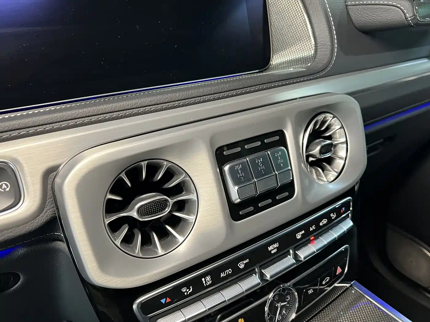 Mercedes-Benz G-Class 2022 G 500 фото 19
