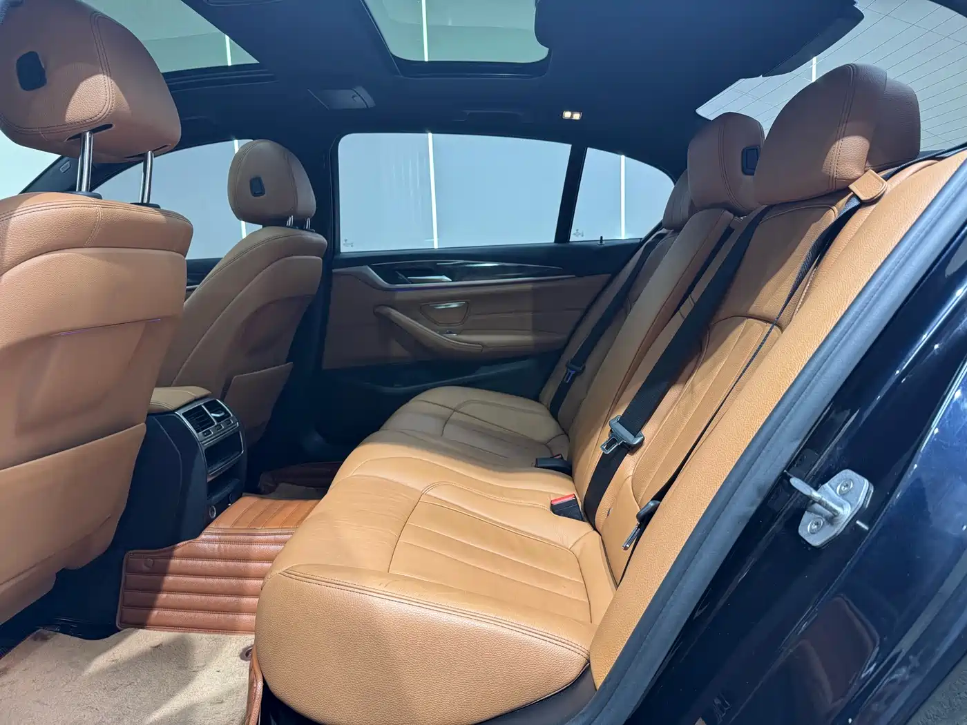 BMW 5 Series 2018 530Li Leading M Sport Package фото 18