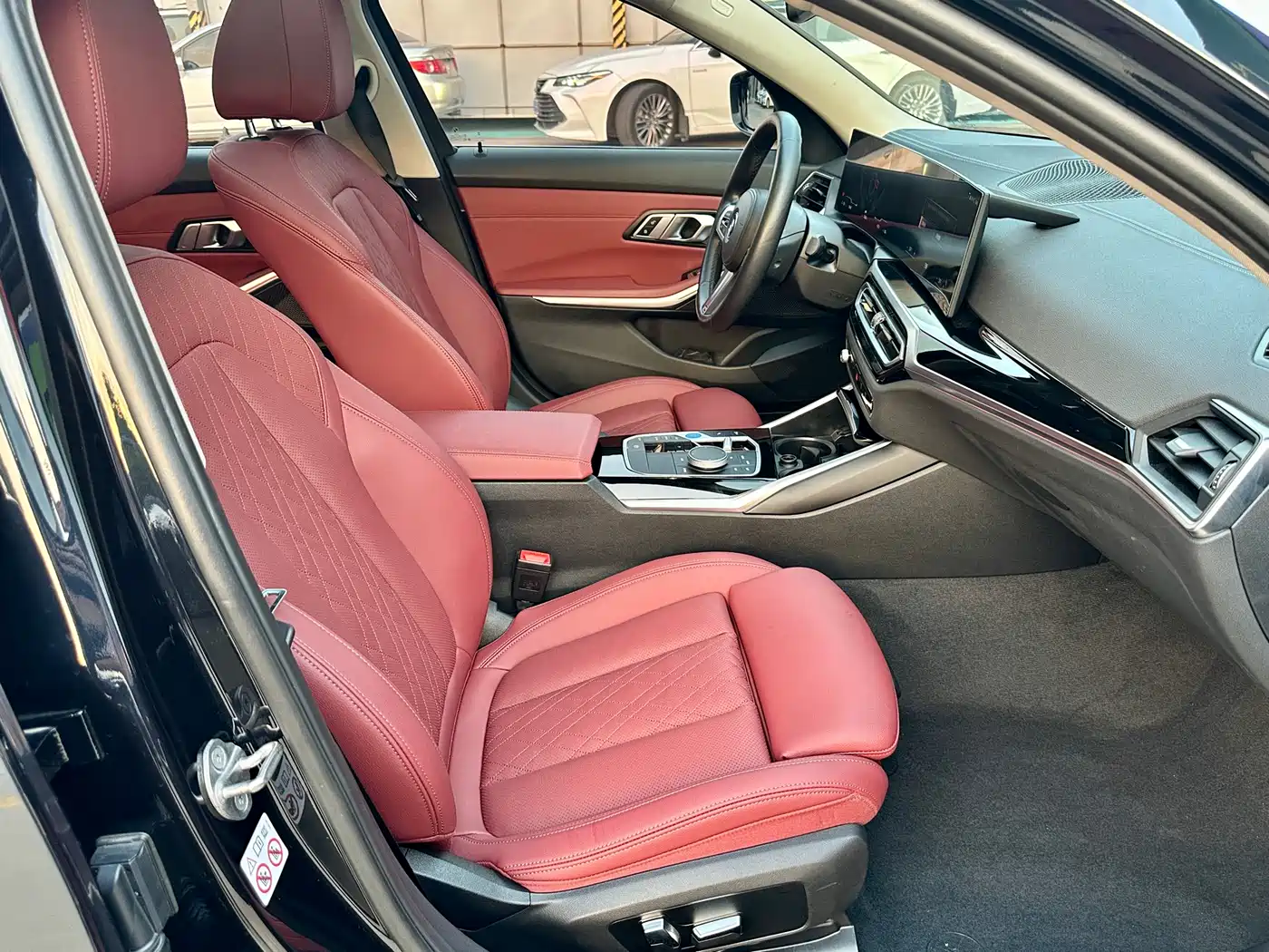 BMW i3 2022 eDrive 35 L фото 12