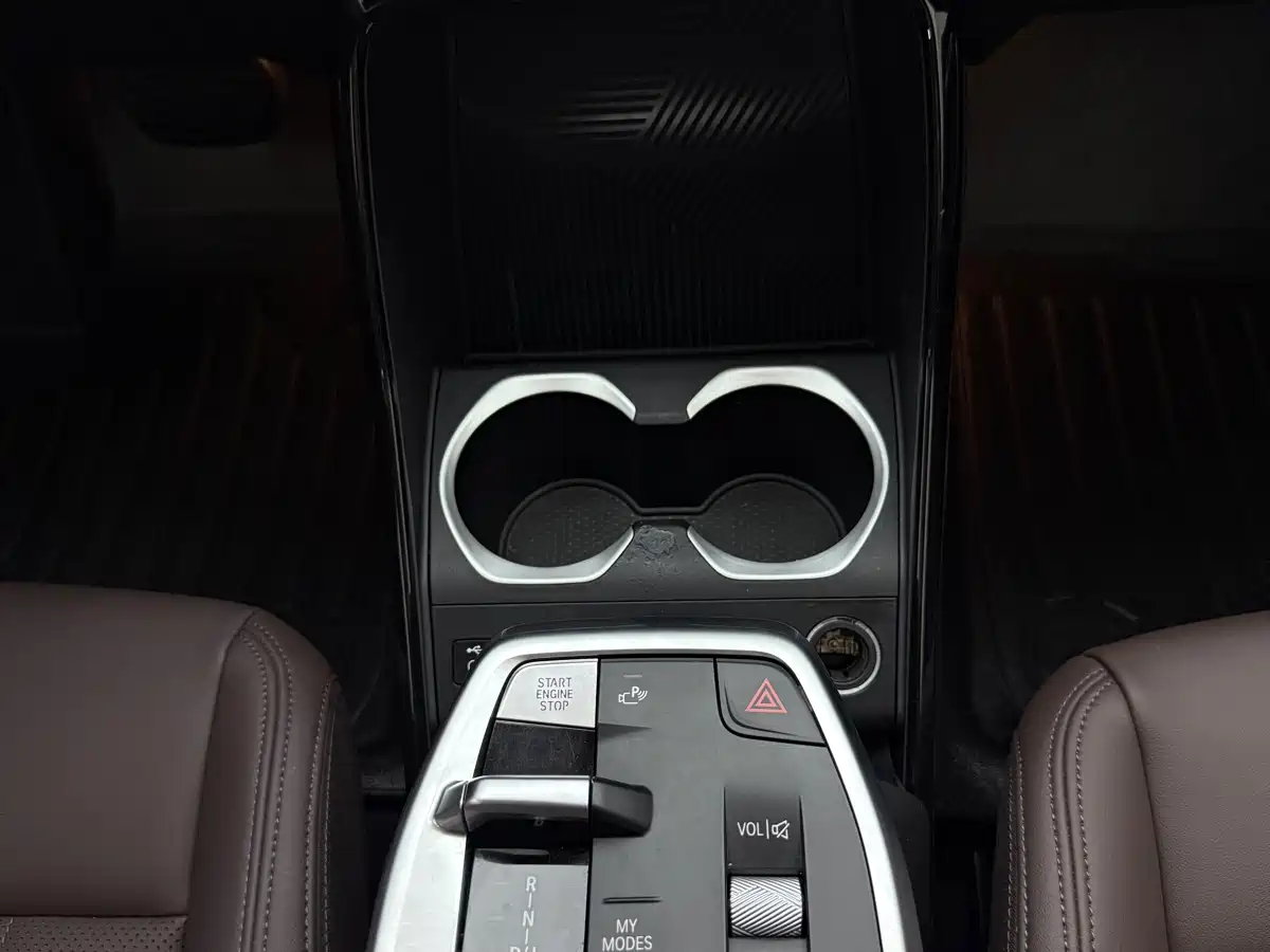BMW X1 2023 sDrive20Li X Design Package фото 13