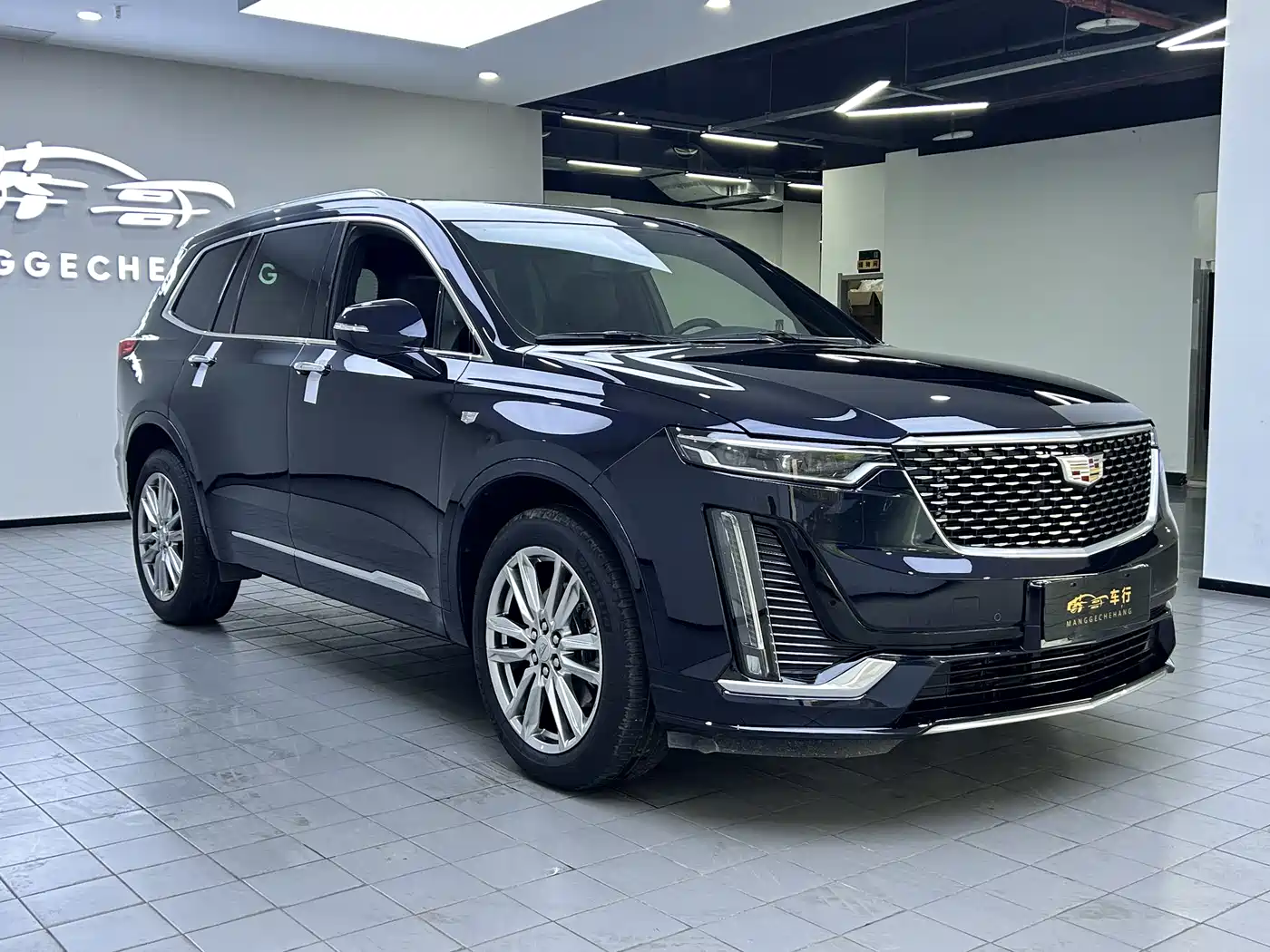Cadillac XT6 2021 28T 6-Seater AWD Luxury фото 3