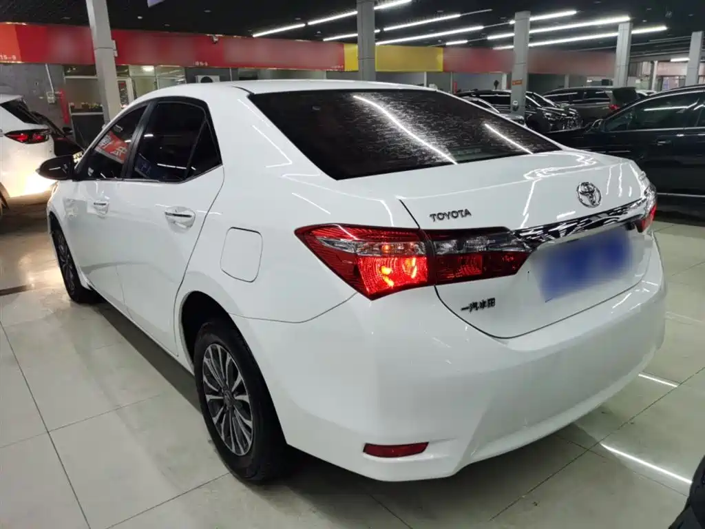 Toyota Corolla 2017 Facelift 1.2T S-CVT GL фото 23