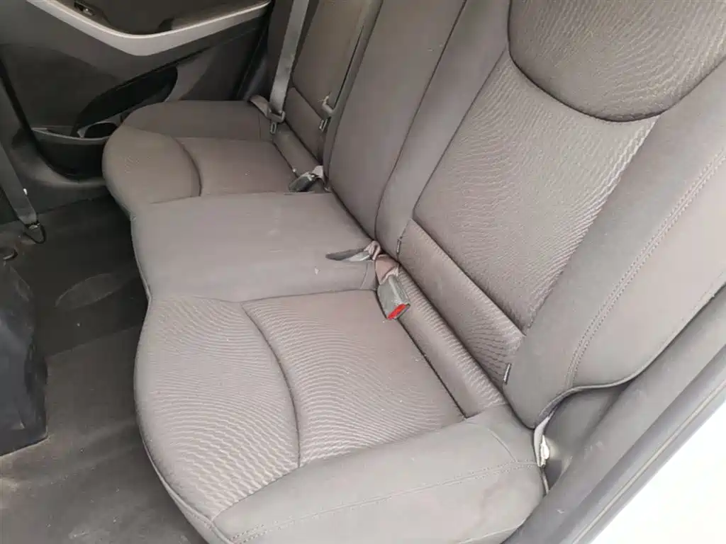 Hyundai Langdong 2016 1.6L Automatic Premium Edition фото 17