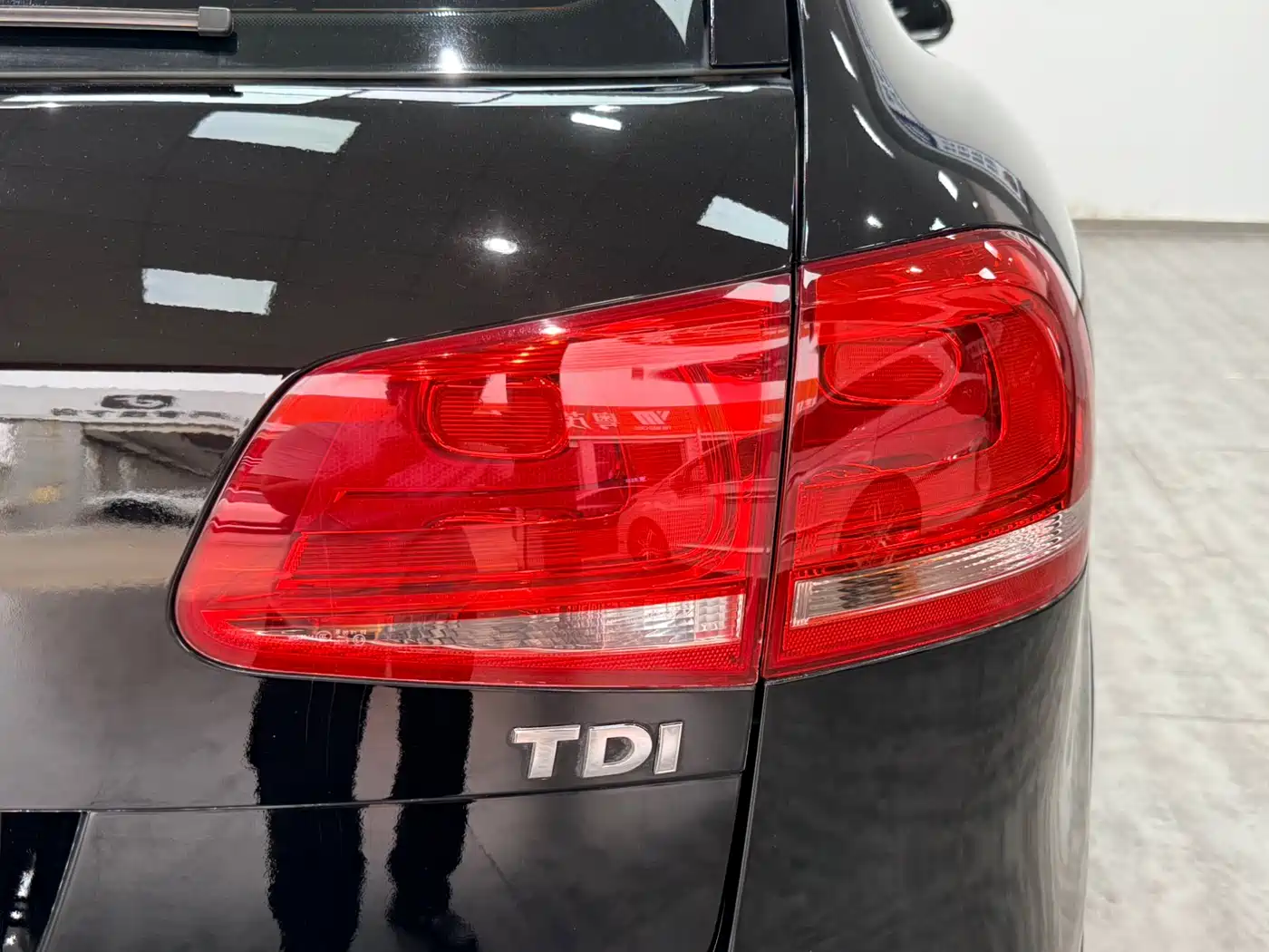 Volkswagen Touareg 2011 3.0TDI Diesel Comfort фото 15