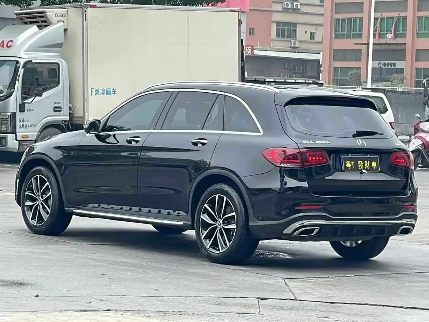 Mercedes-Benz GLC 2021 GLC 300 L 4MATIC Sporty фото 9