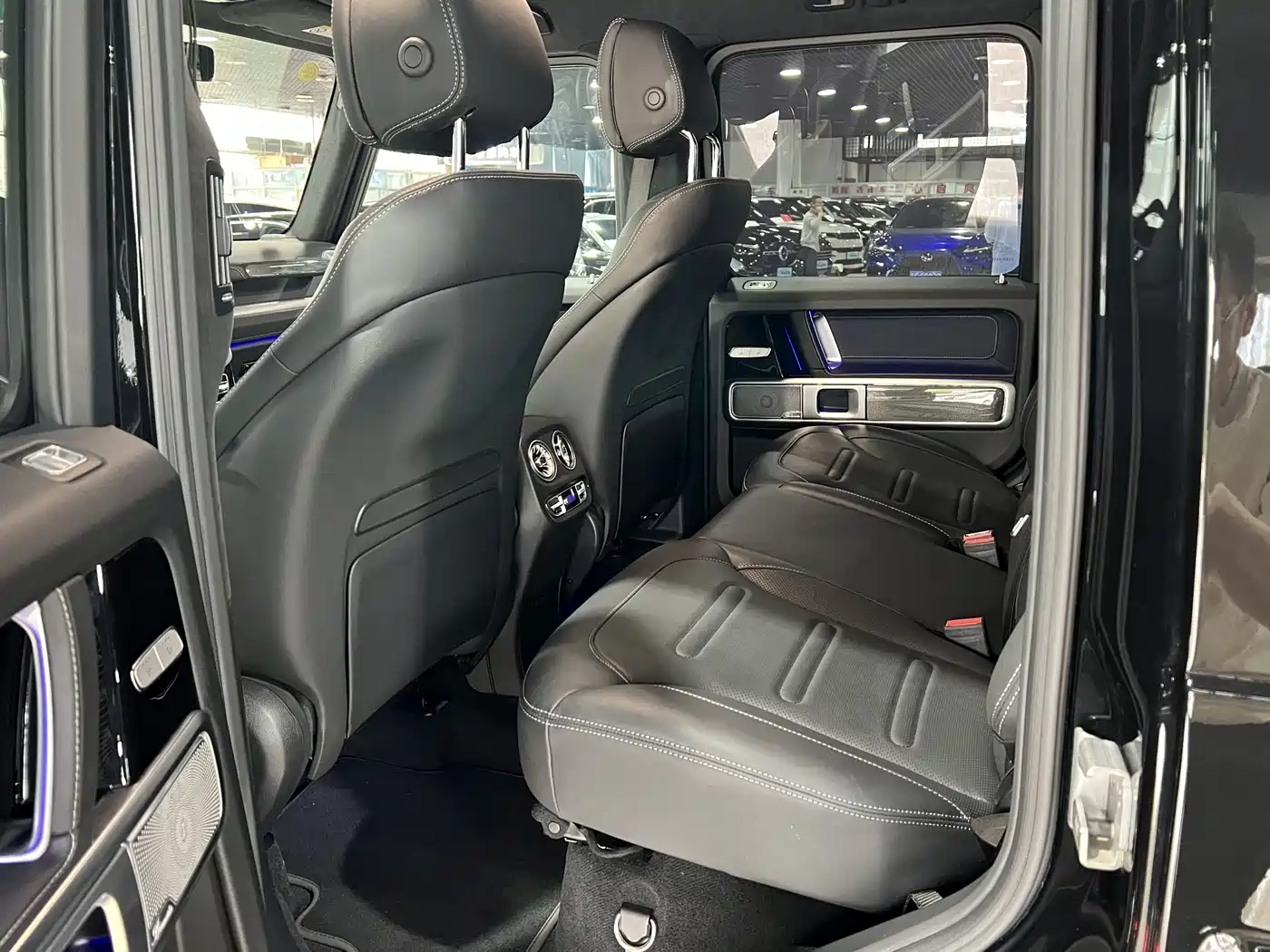 Mercedes-Benz G-Class 2022 G 500 фото 21