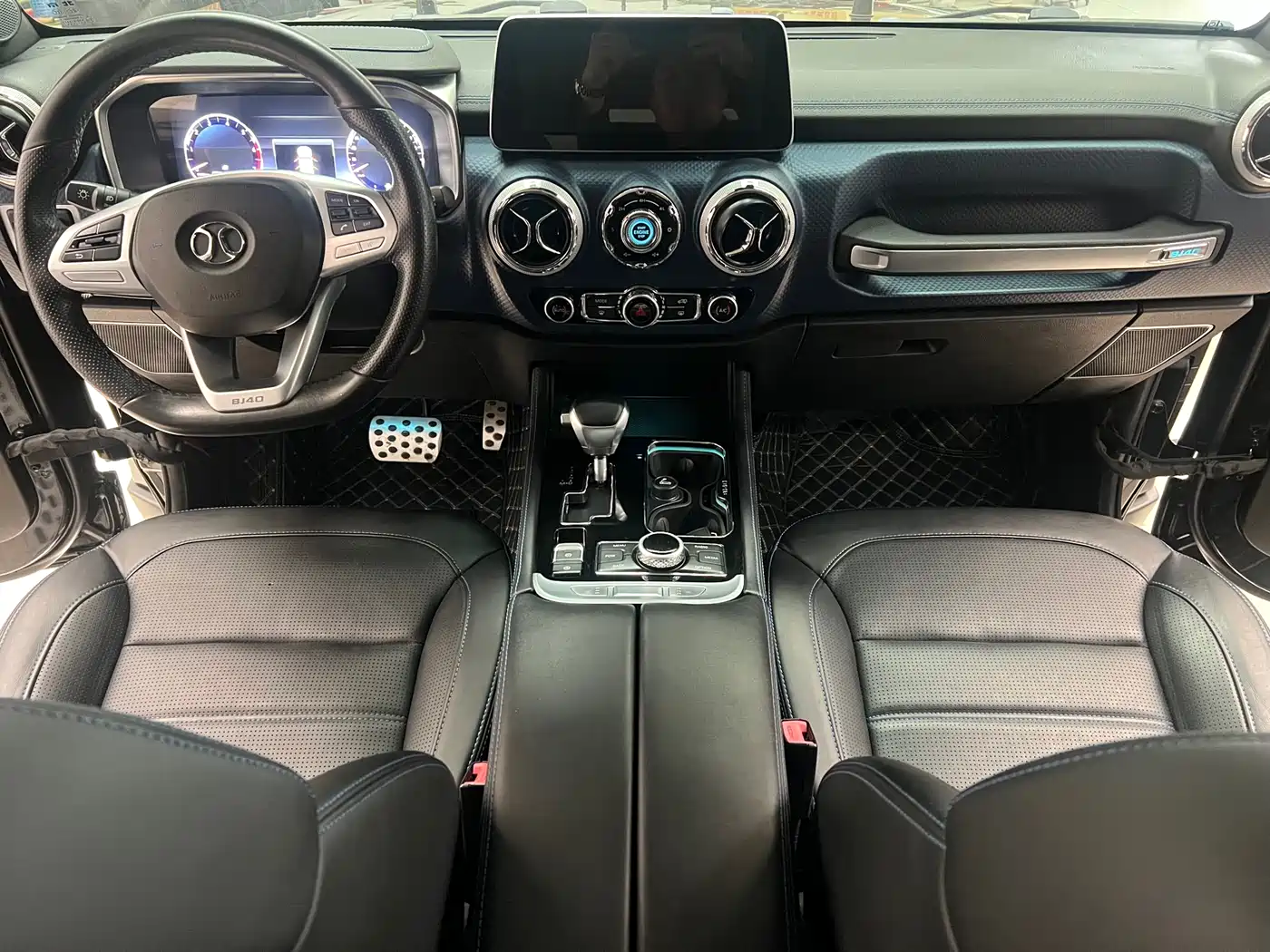 BAIC ORV Beijing Offroad BJ40 2019 PLUS 2.3T Automatic 4WD Luxury Edition China VI фото 6