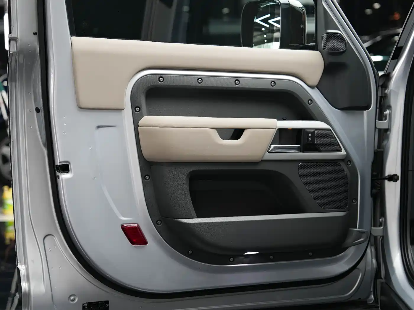 Land Rover Defender 2021 90 P400 X-DYNAMIC S фото 25