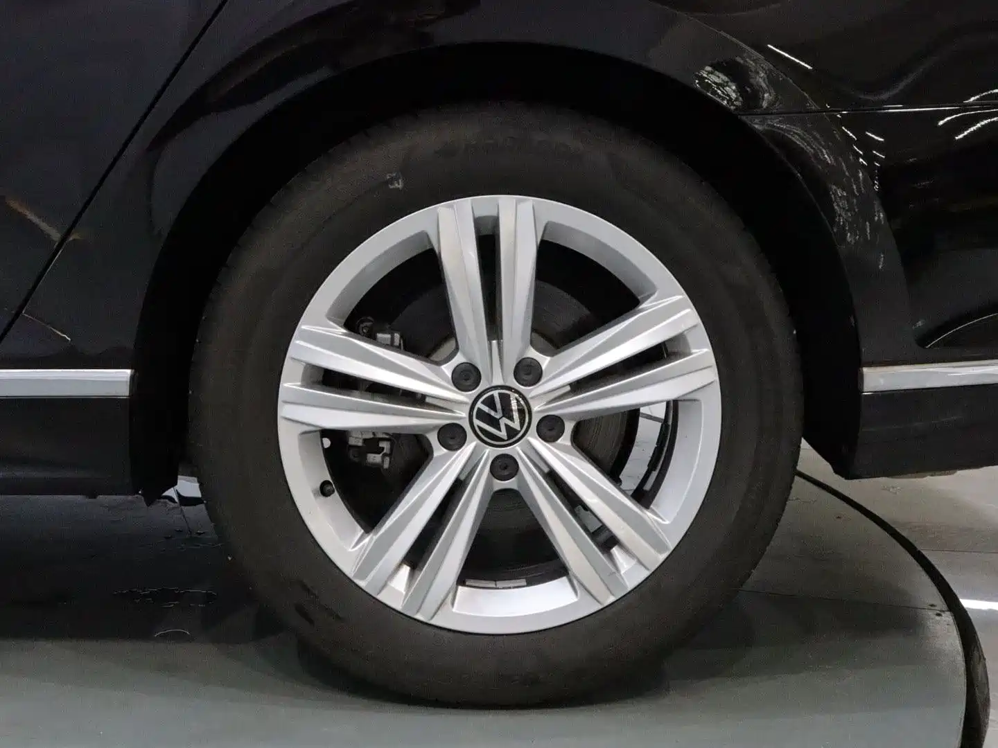 Фото 20 - Volkswagen Magotan