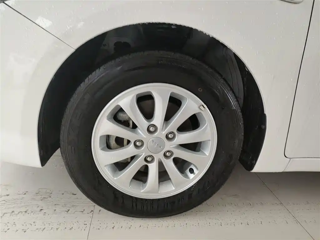 Kia K3 2016 1.6L Manual GL фото 25