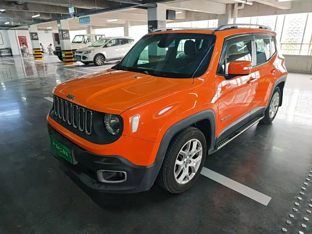 Photo 1 - Jeep Renegade