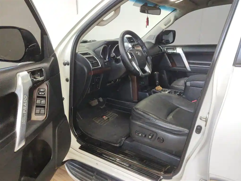 Toyota Prado 2016 3.5L Auto TX-L фото 16