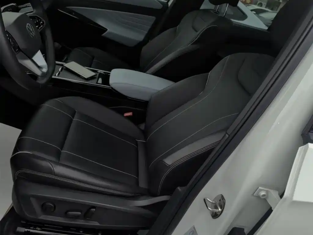 Volkswagen ID.4 X 2025 Smart Pure Intelligent Edition фото 15