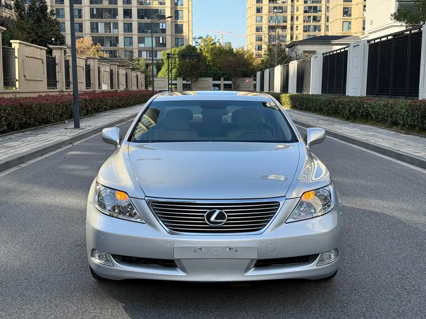 Lexus LS 2007 2006 460L