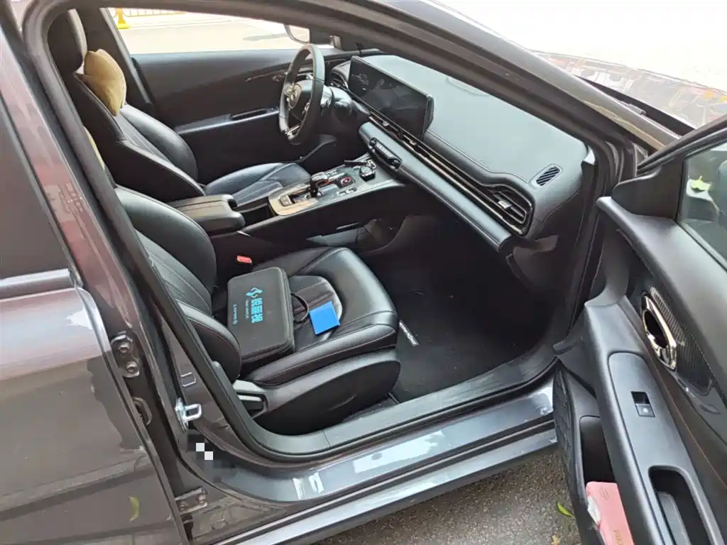 GAC Trumpchi Trumpchi Emkoo 2023 270T DCT J15 Edition фото 20