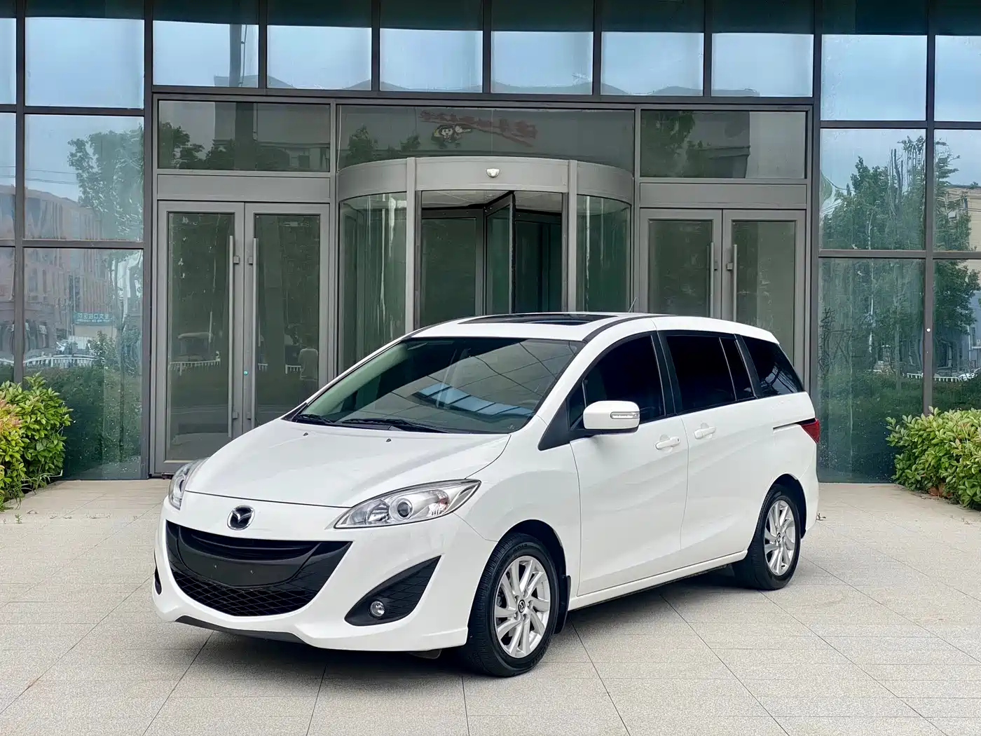 Mazda Mazda5 2013 2.0L Manual Comfort
