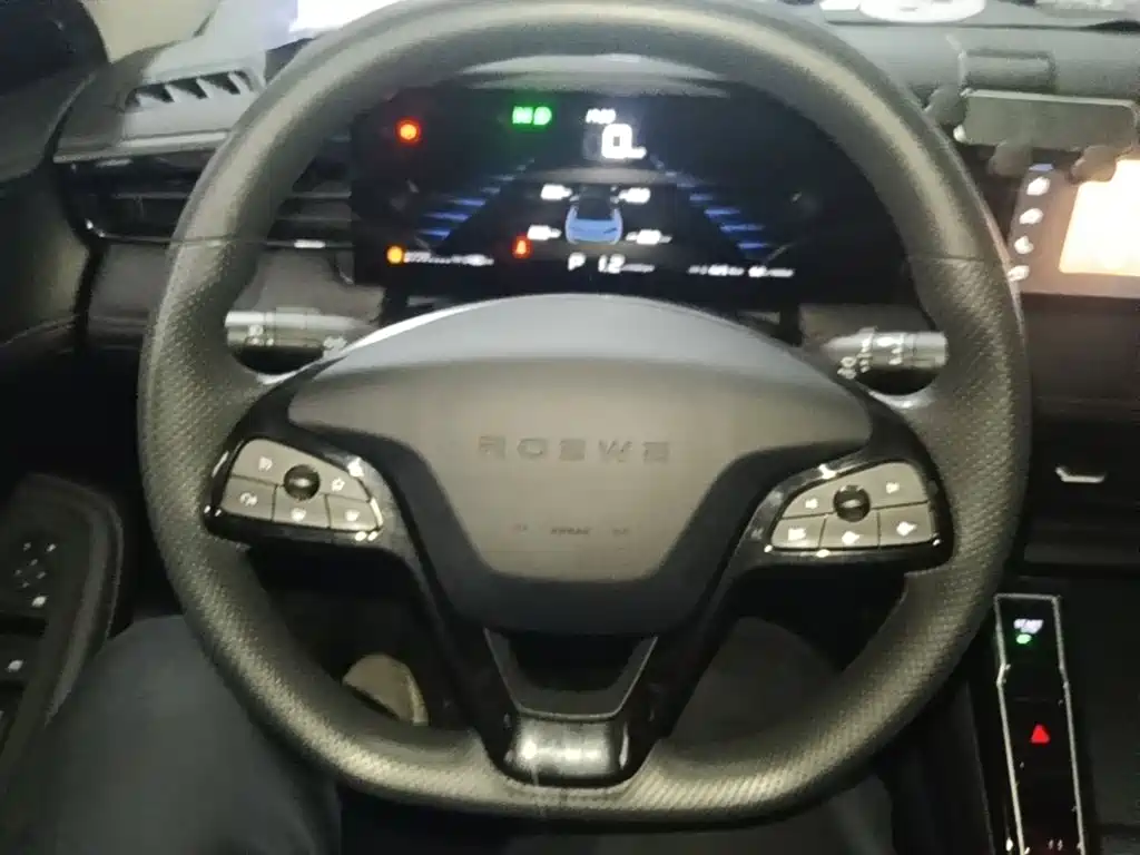 Roewe i5 2025 2023 1.5L CVT Luxury Edition