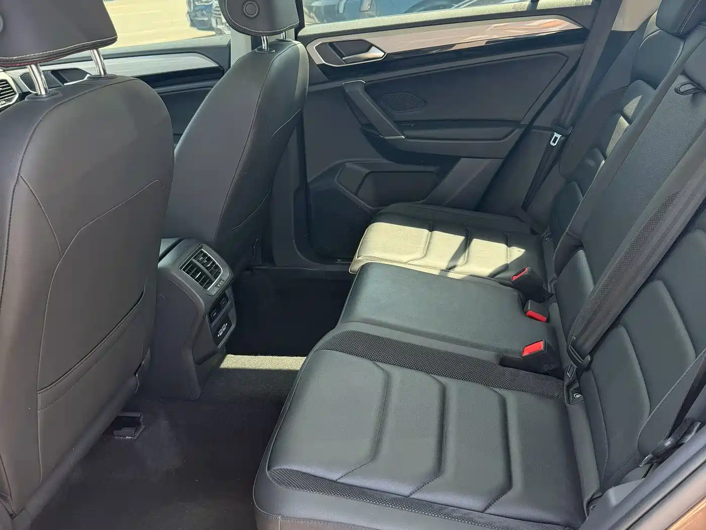 Volkswagen Tayron 2019 330TSI 2WD Luxury China VI фото 5