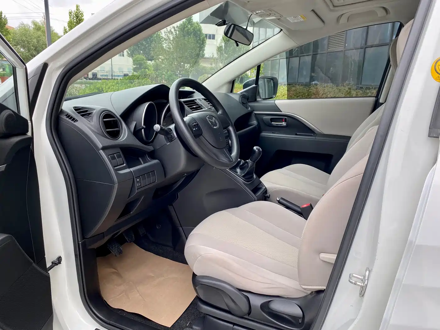 Mazda Mazda5 2013 2.0L Manual Comfort фото 4