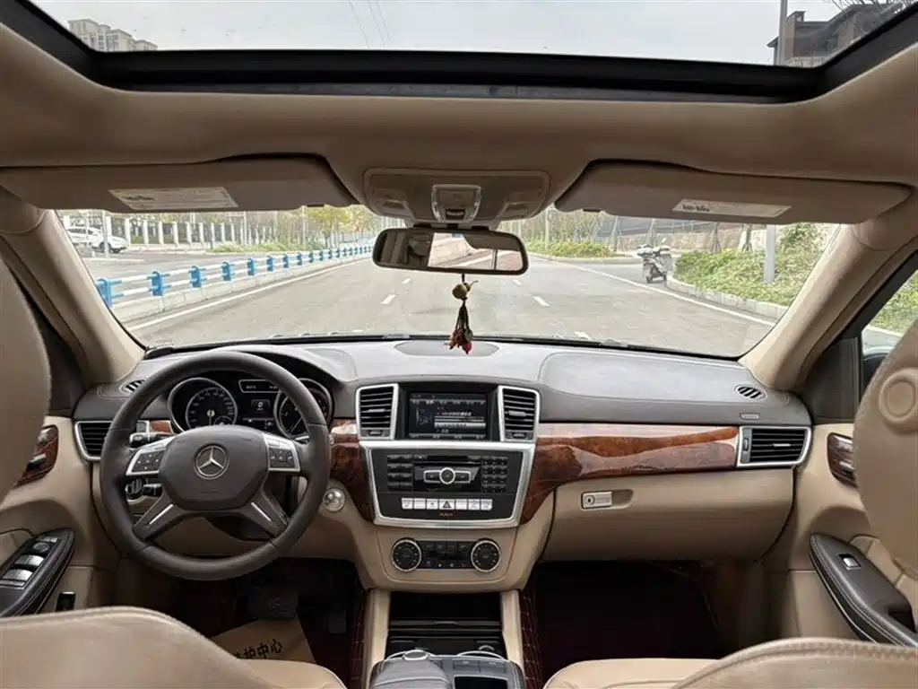 Mercedes-Benz GL-Class 2014 GL 350 CDI 4MATIC фото 8