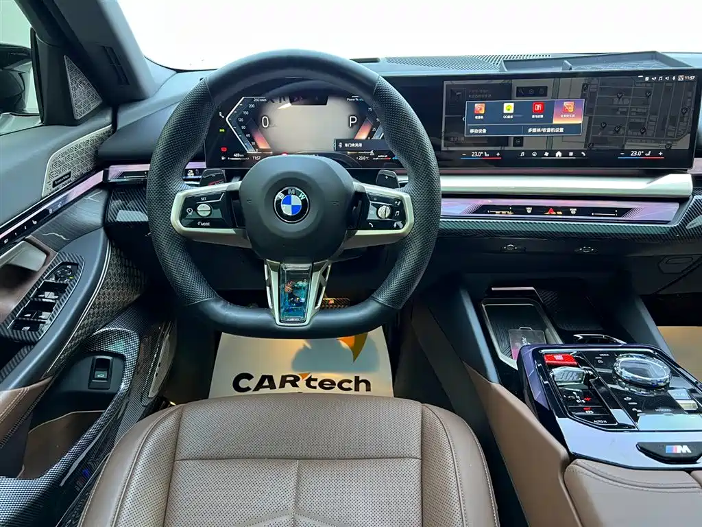 BMW 5 Series 2024 530Li Premium M Sport Package фото 11