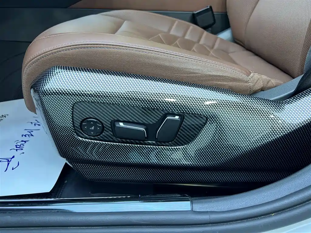 BMW 5 Series 2024 530Li Premium M Sport Package фото 20