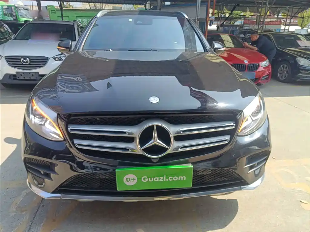 Mercedes-Benz GLC 2017 GLC 260 4MATIC Luxury фото 3