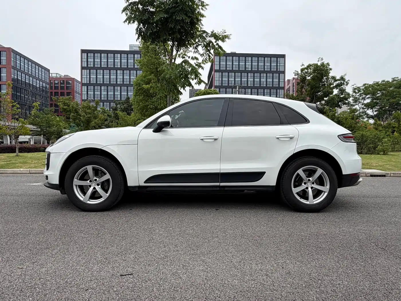 Porsche Macan 2021 Macan 2.0T фото 8