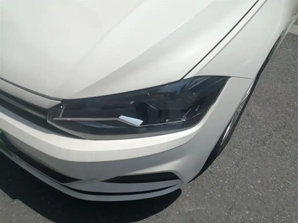 Volkswagen Polo 2019 Plus 1.5L Automatic Colorful Tech Edition фото 24