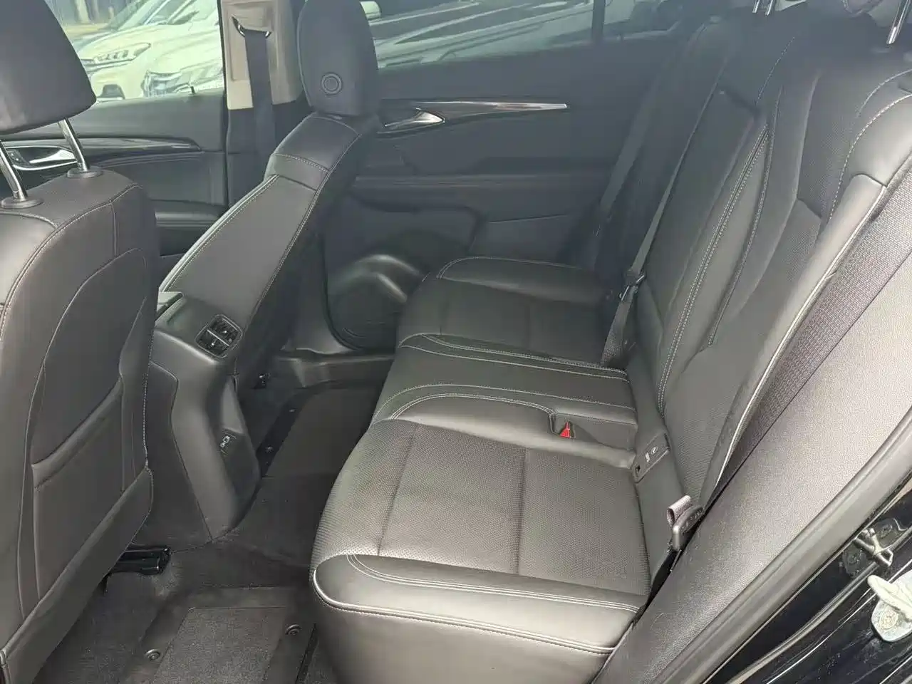 Buick Envision Plus 2021 Envision Plus 652T 5-seater Luxury фото 8