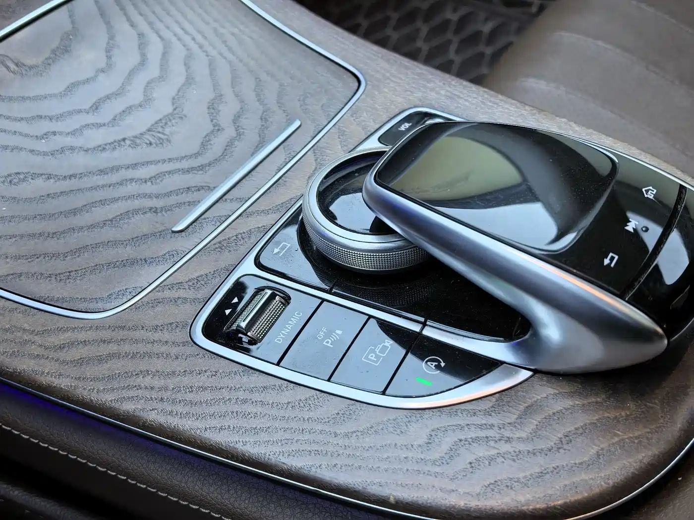 Mercedes-Benz E-Class 2018 Facelift E 300 L Luxury фото 15