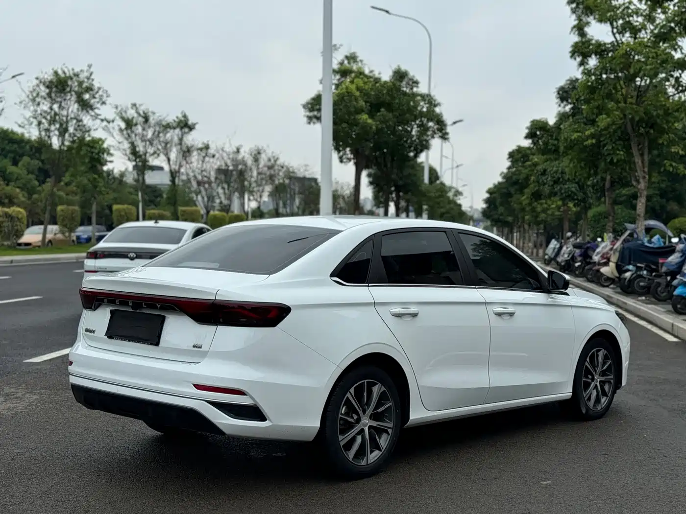 GEELY EMGRAND