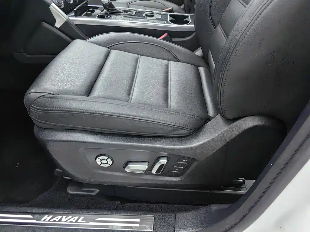 Фото 20 - Haval H7
