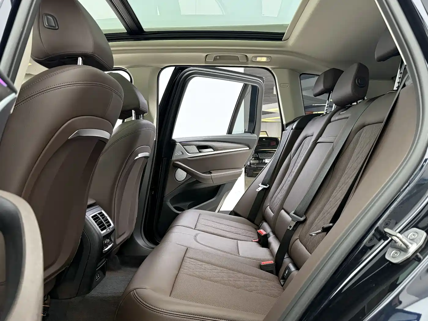 BMW X3 2022 xDrive30i Leading M Night Package фото 6
