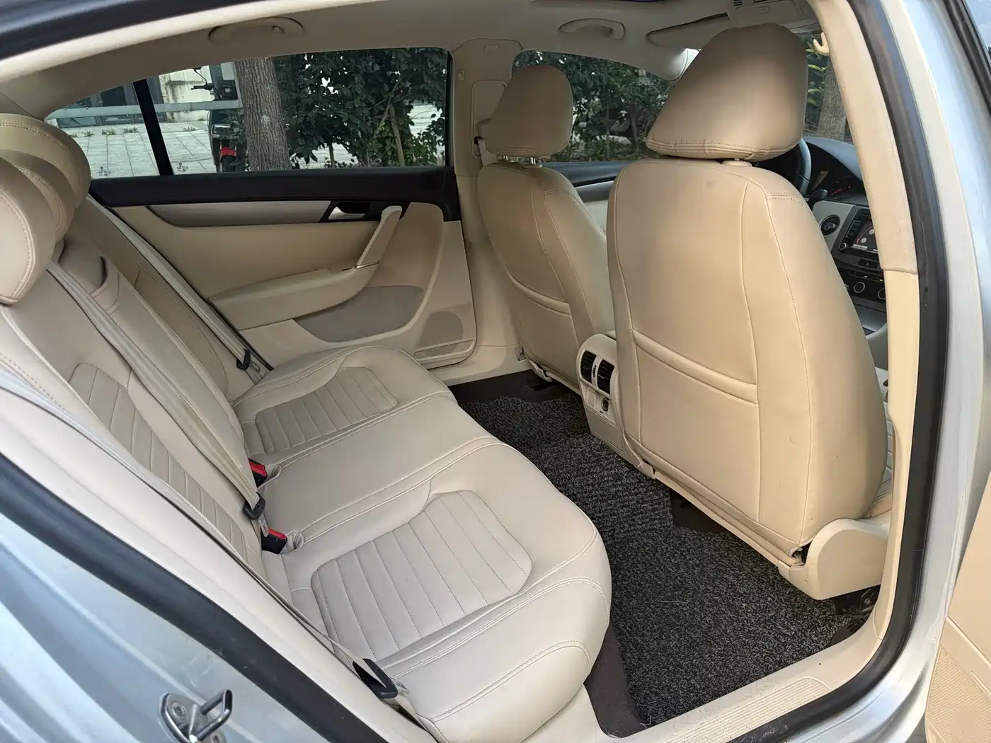 Volkswagen Magotan 2012 2012 Facelift 1.8TSI Luxury