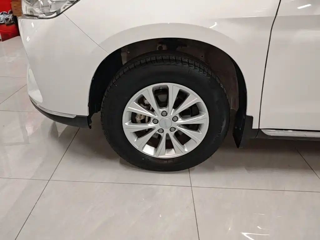 Фото 23 - Haval M6