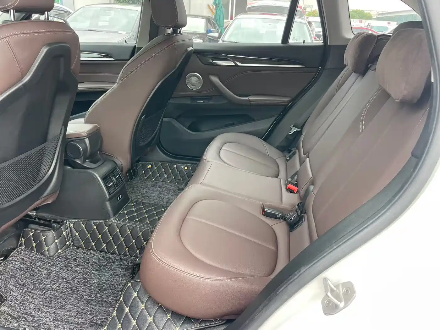 BMW X1 2021 xDrive25Li Exclusive фото 6